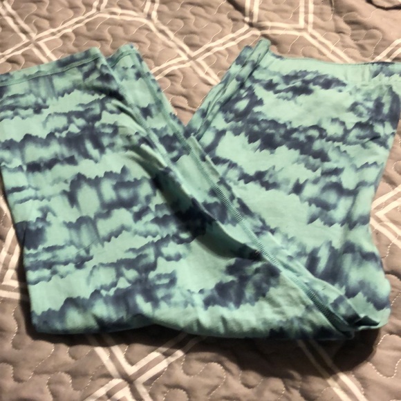 Champion Pants - 🌺3for $20 EUC Champion compression Capri